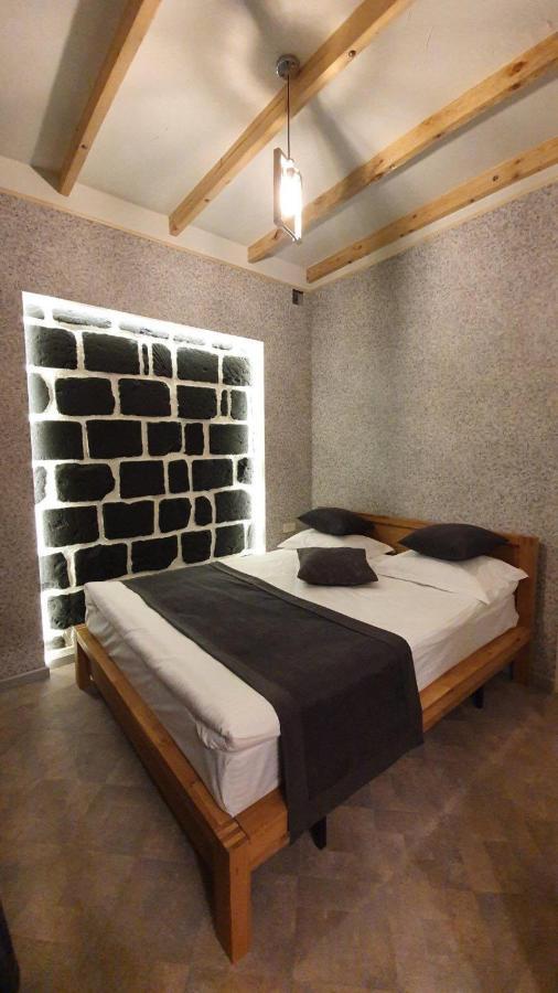Jinjotel Gyumri Guiumri Exterior foto