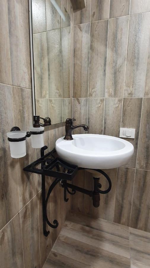 Jinjotel Gyumri Guiumri Exterior foto