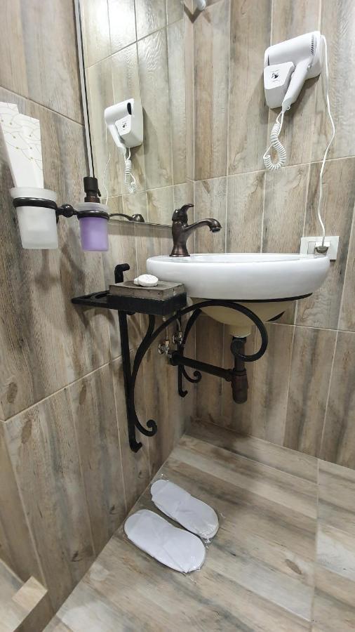 Jinjotel Gyumri Guiumri Exterior foto