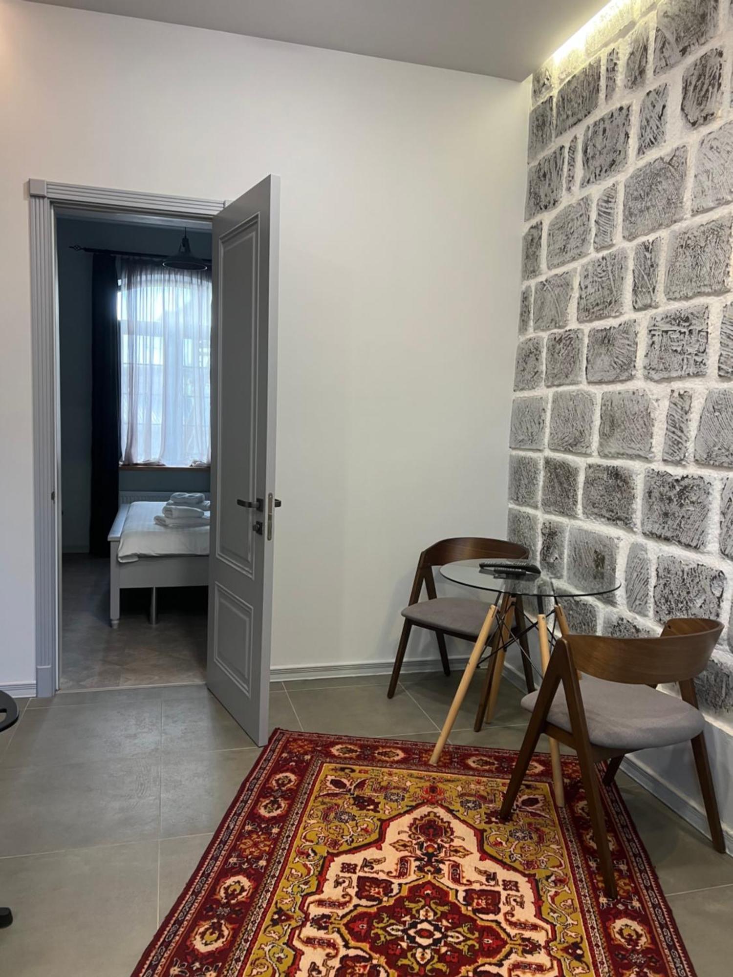 Jinjotel Gyumri Guiumri Exterior foto